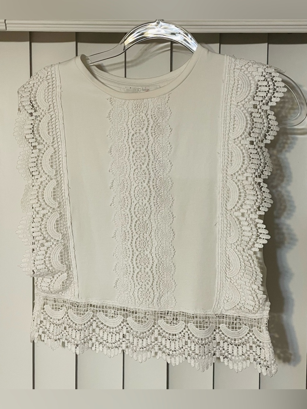 Go Fashion, London- Lace Trim Sleeveless Top - White - S
